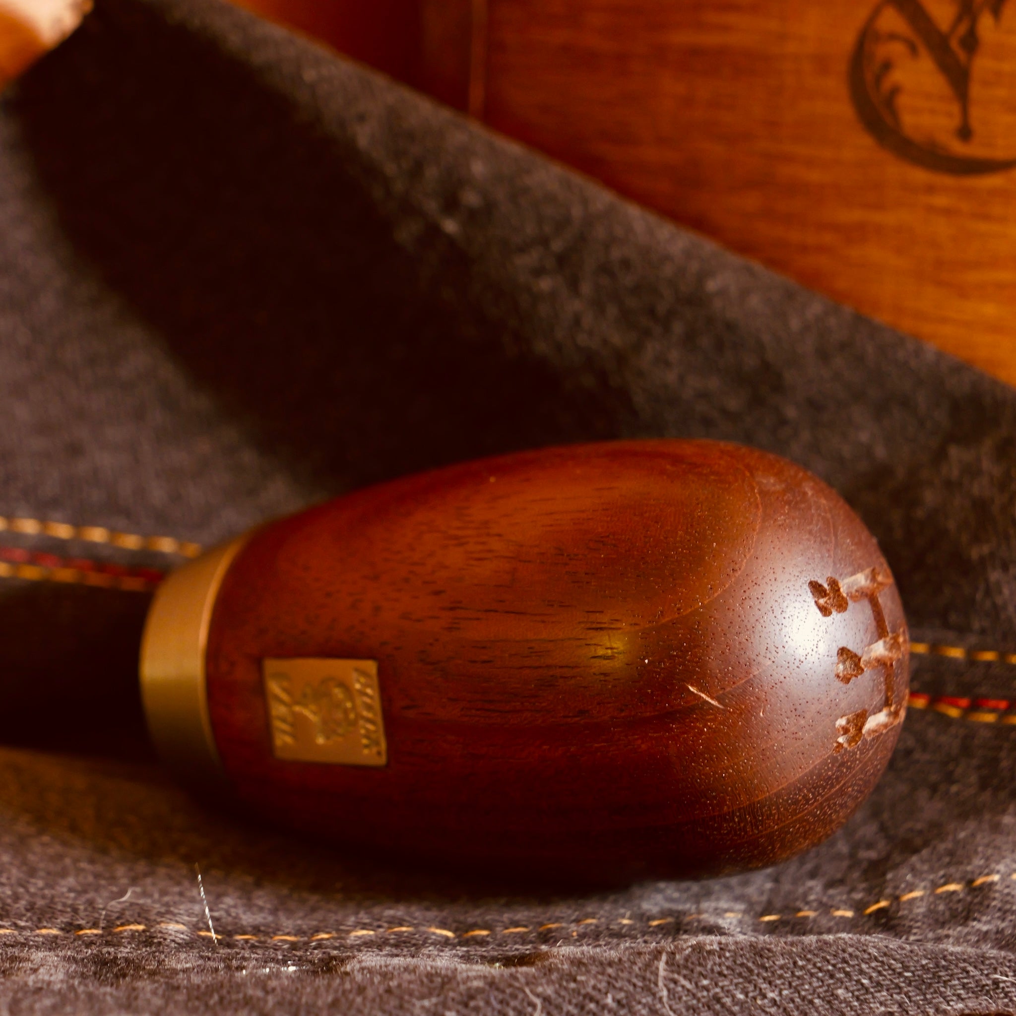 Classic shift knob